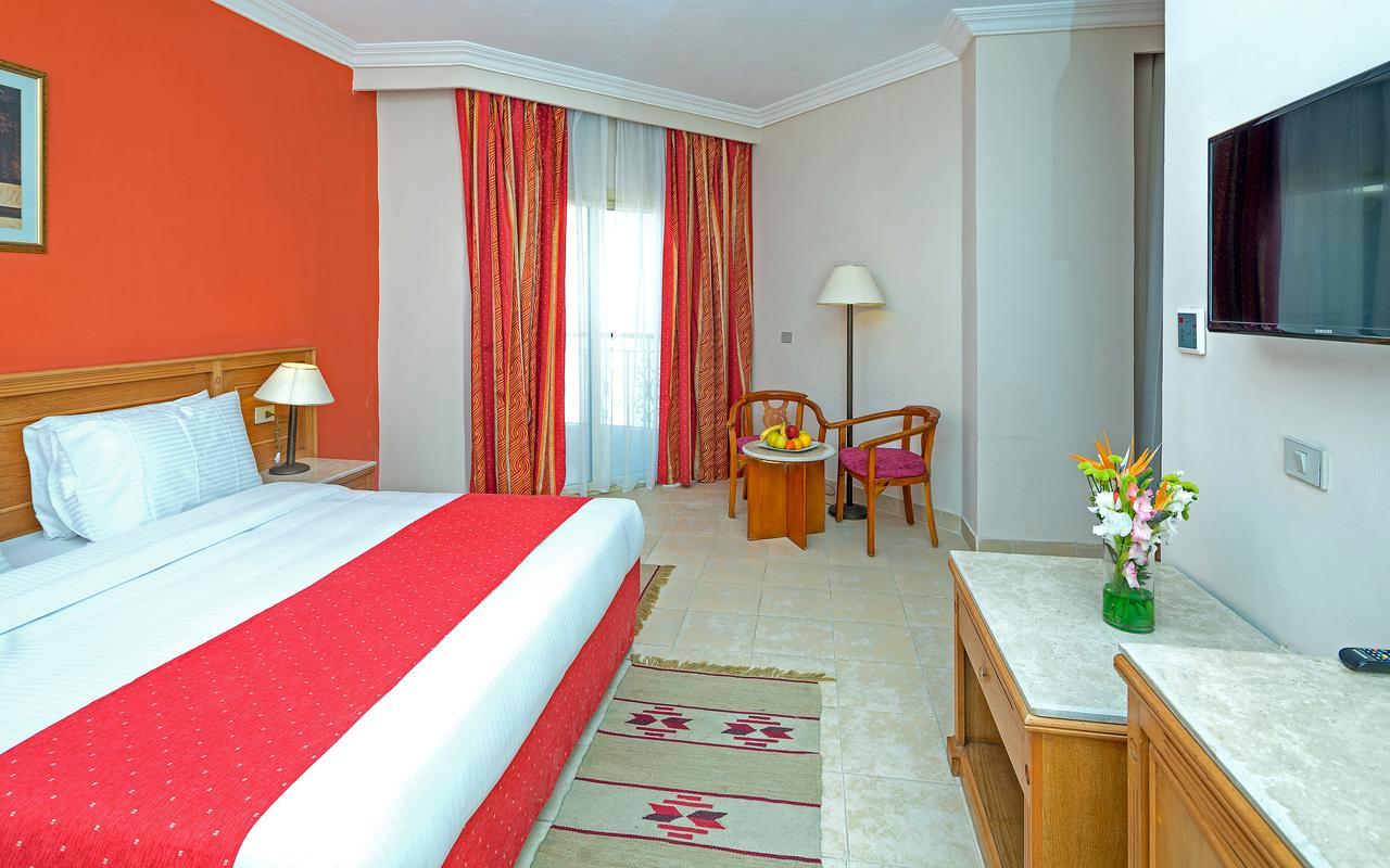 Hotel Hawaii Riviera Club Aqua Park - Families And Couples Only à Hurghada Extérieur photo